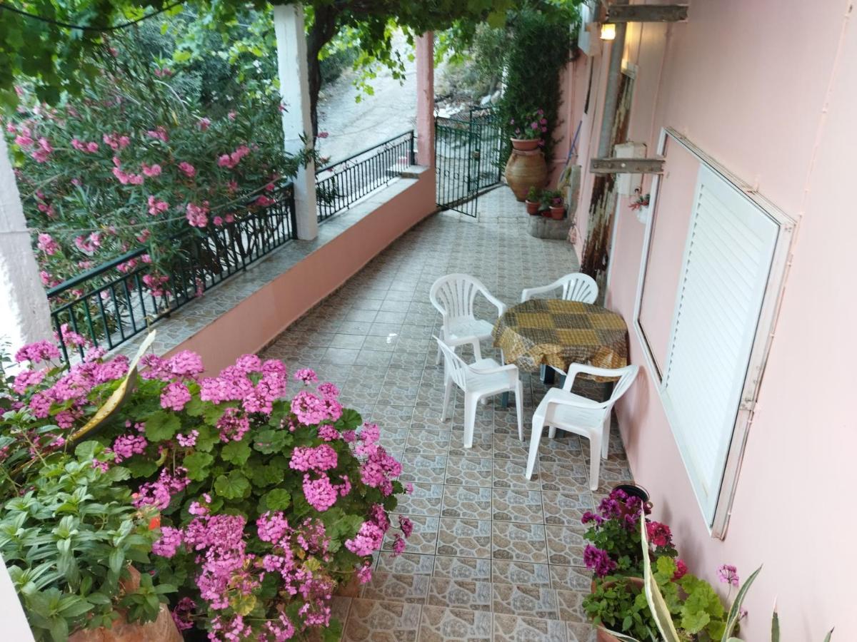 Вилла Garden Of Olive Trees Asfendiles Экстерьер фото
